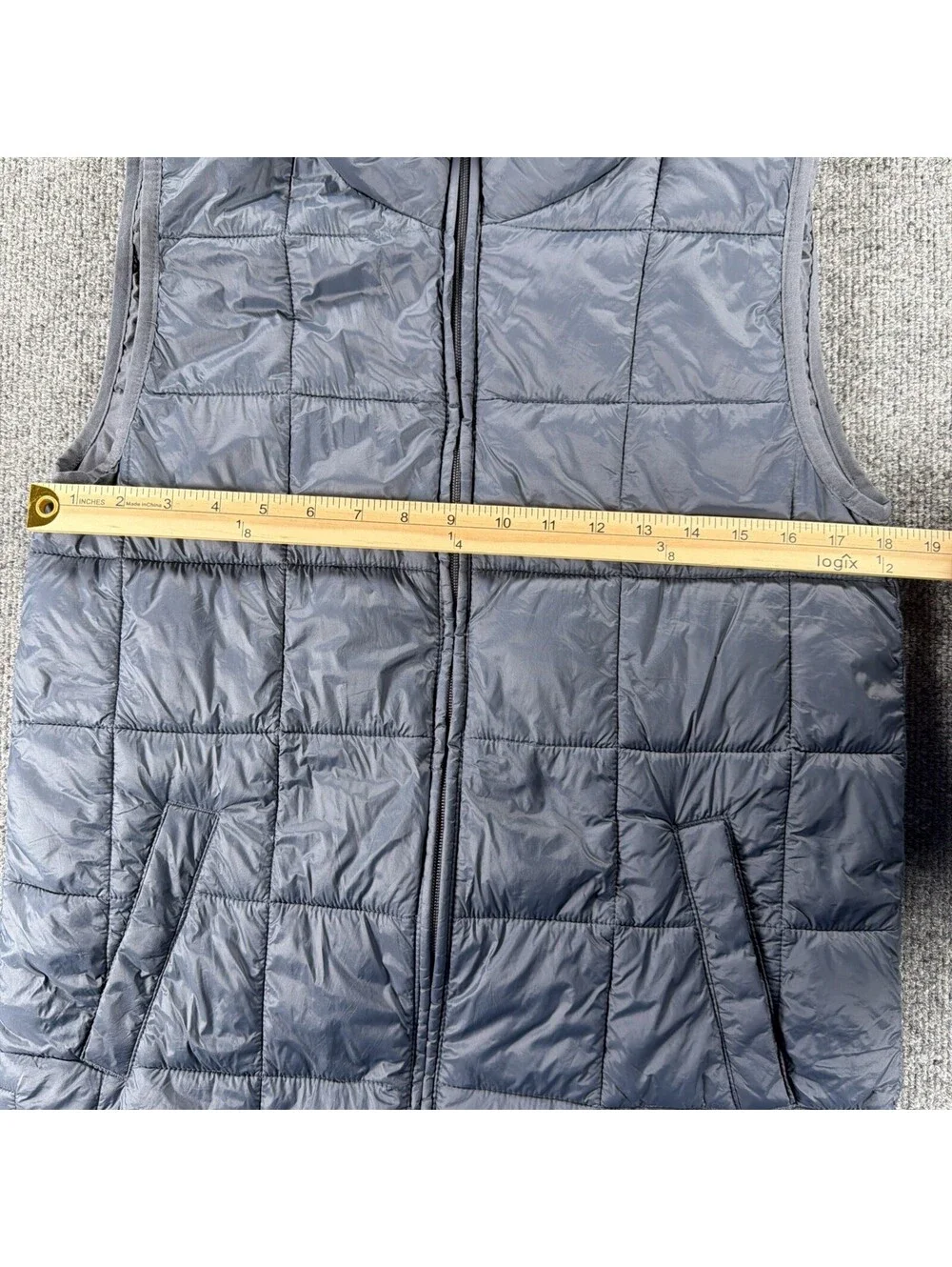 GAP Men's Upcycled Puffer Vest Navy Recycled Water Resistant EUC-XS Tall